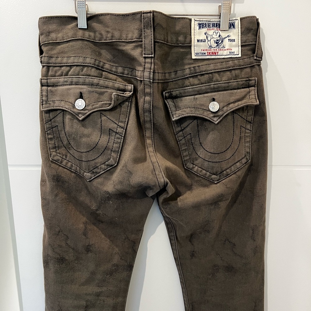 (Slightly used) True Religion Army Green jeans w/ black acid wash